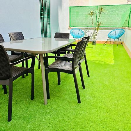La Ibiza Del Pilar Apartment Zaragoza Ngoại thất bức ảnh