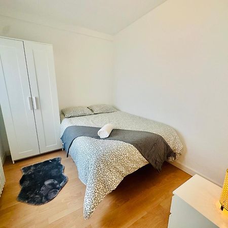 La Ibiza Del Pilar Apartment Zaragoza Ngoại thất bức ảnh