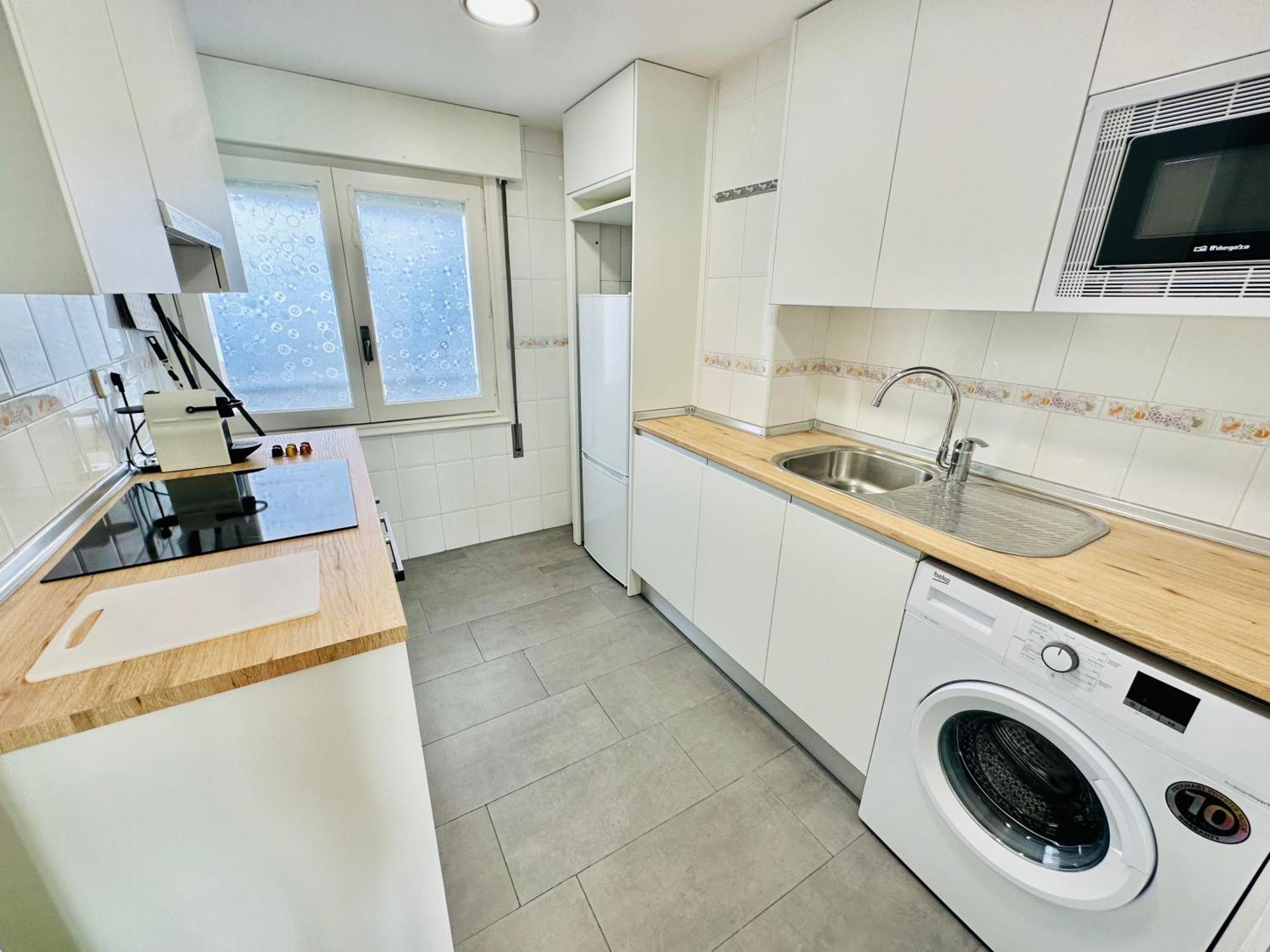 La Ibiza Del Pilar Apartment Zaragoza Ngoại thất bức ảnh