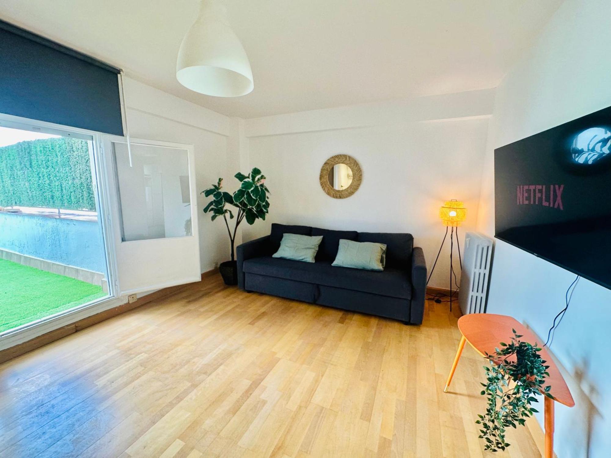 La Ibiza Del Pilar Apartment Zaragoza Ngoại thất bức ảnh