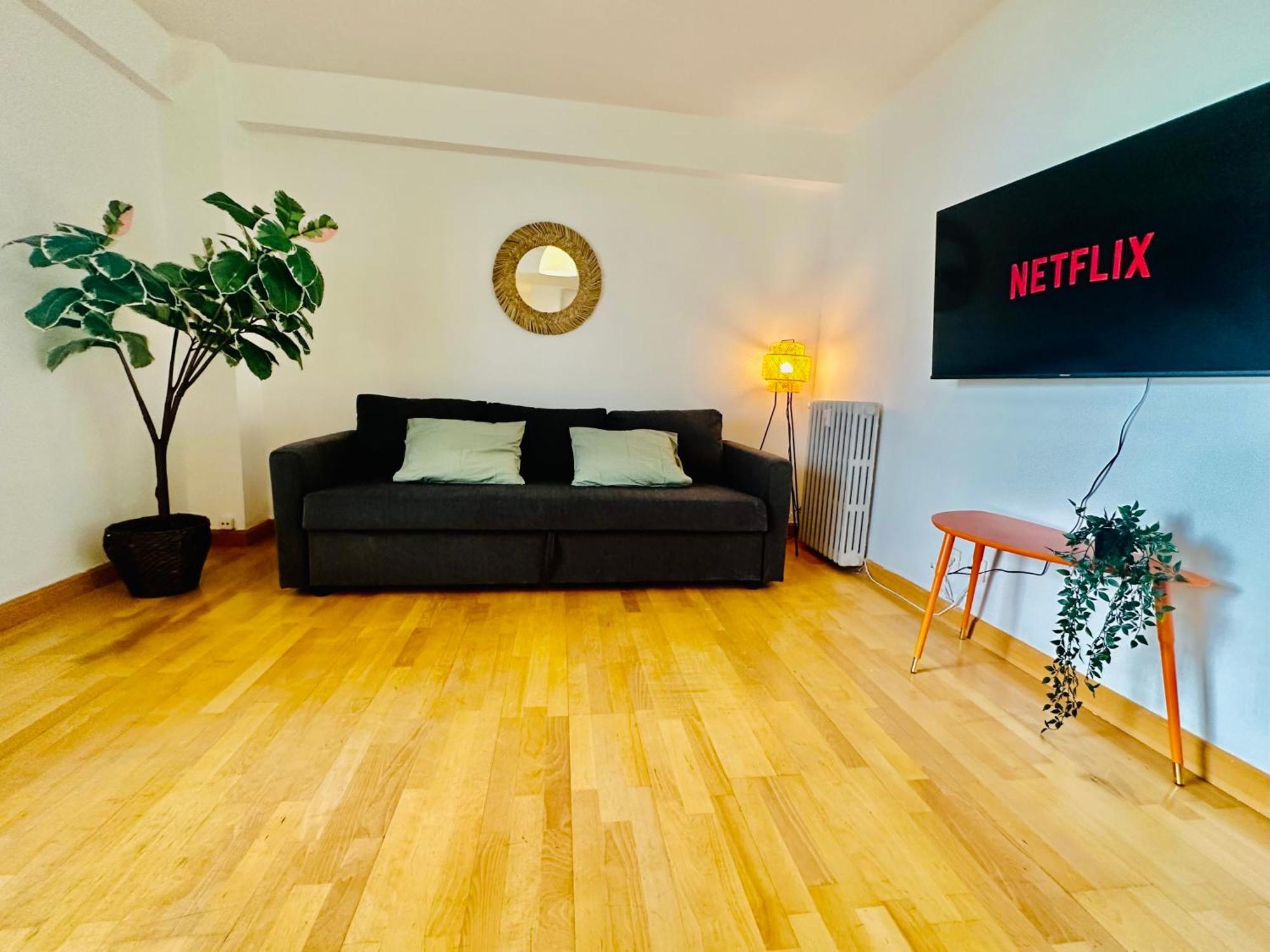 La Ibiza Del Pilar Apartment Zaragoza Ngoại thất bức ảnh